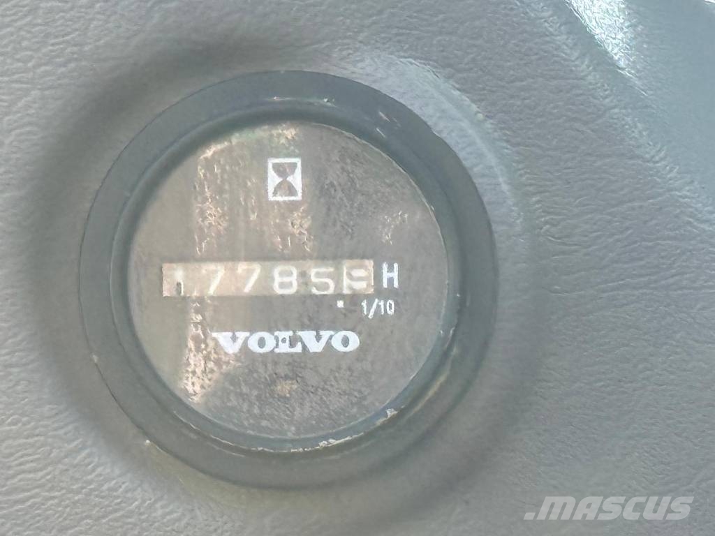 Volvo EC 210 C L Excavadoras de cadenas