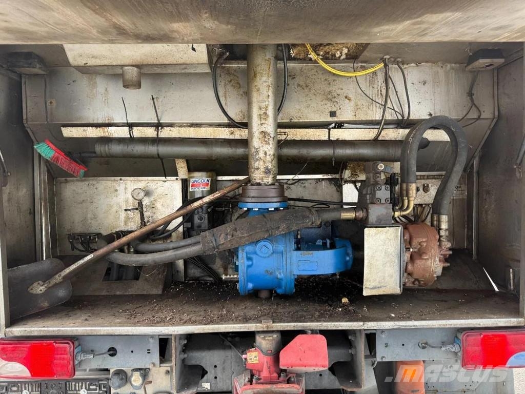 Scania P400 8X2 EURO 5 - TANK 21.700 LITER Вантажівки-цистерни