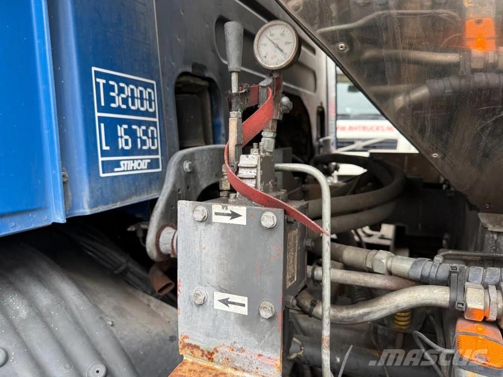 Scania P400 8X2 EURO 5 - TANK 21.700 LITER Вантажівки-цистерни