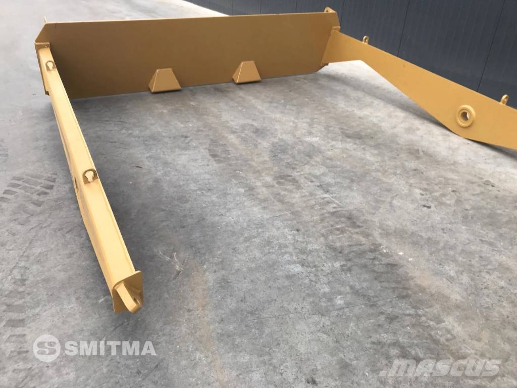 CAT 725C Πτυσσόμενες πόρτες (Tailgates)
