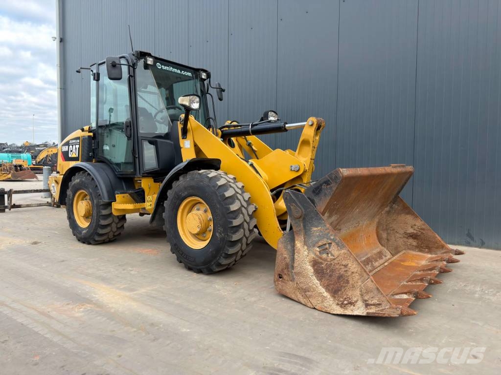 CAT 906M Læssemaskiner på hjul
