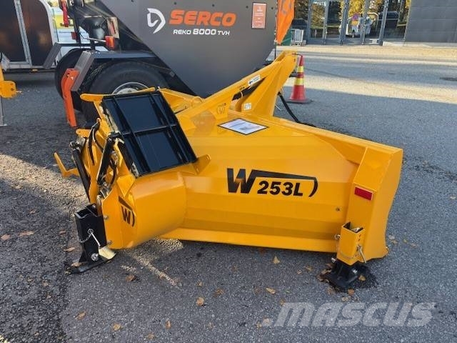 Wieska W 253 L Lumilinko Снегоуборщики