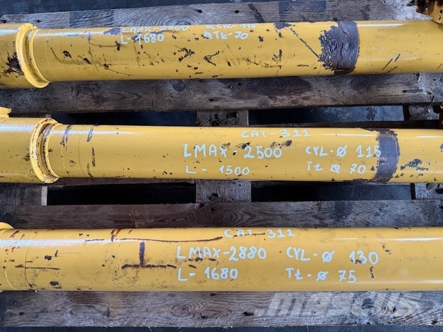 CAT 311 USED HYDRAULIC CYLINDER COMPLET هيدروليات