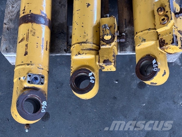CAT 311 USED HYDRAULIC CYLINDER COMPLET هيدروليات
