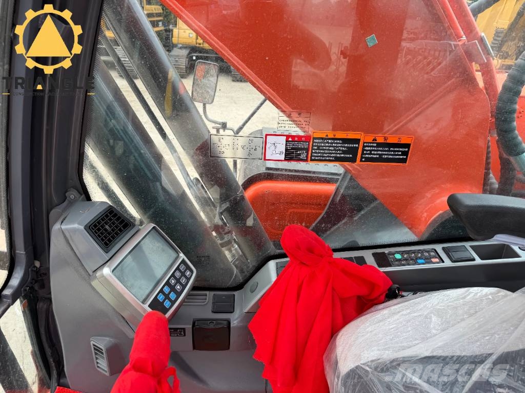 Doosan DX 225 LCA Raupenbagger