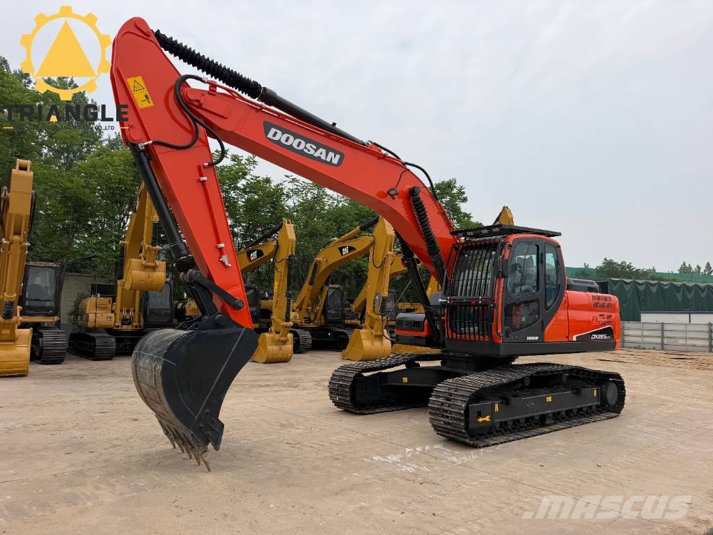 Doosan DX 225 LCA Raupenbagger
