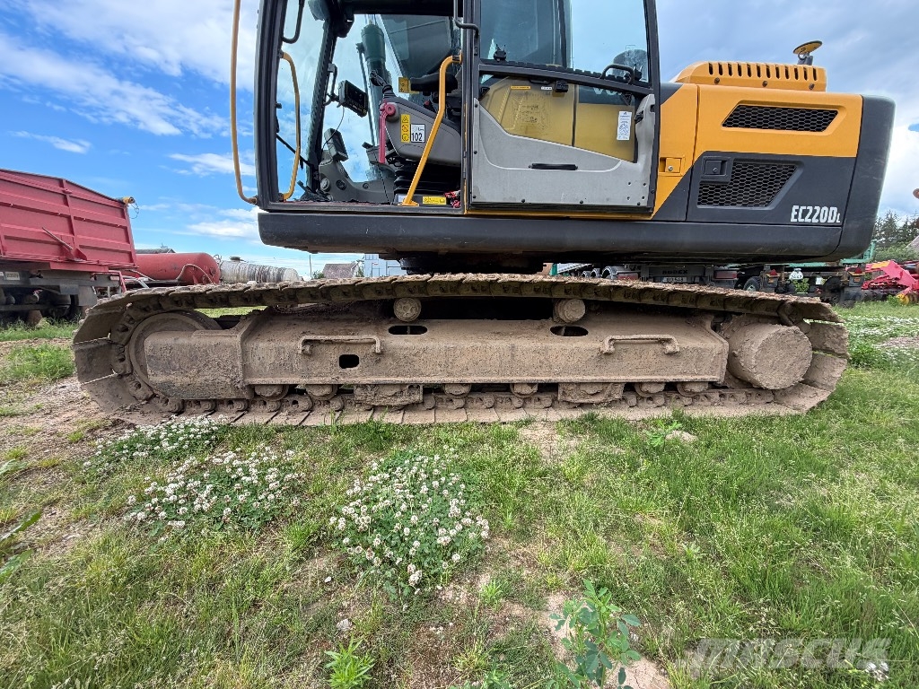 Volvo EC 220 DL Rupsgraafmachines