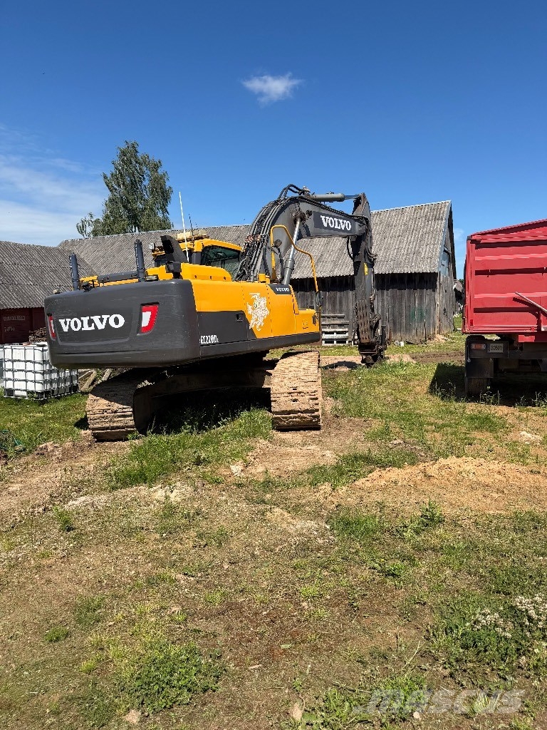 Volvo EC 220 DL Rupsgraafmachines