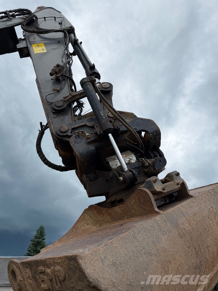 Volvo EC 220 DL Rupsgraafmachines