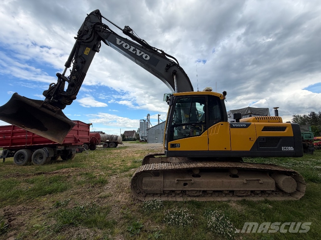 Volvo EC 220 DL Rupsgraafmachines