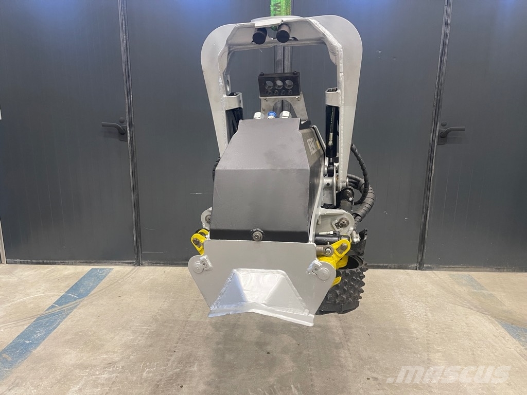 Kesla 20RH Harvesters