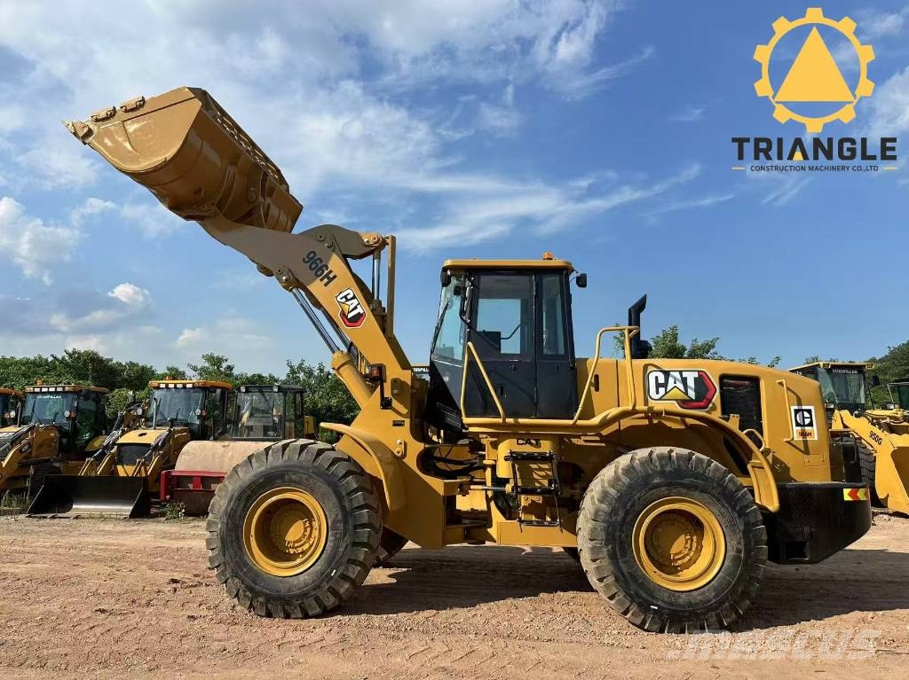 CAT 966 H Pale gommate