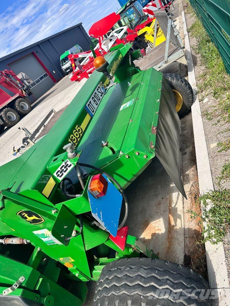 John Deere 1365 Žací stroje