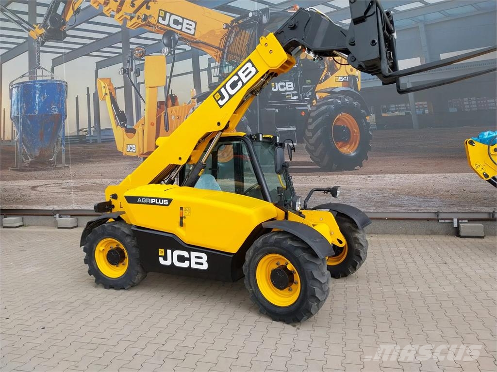 JCB 525-60 Agri Plus Teleskopiskie manipulatori