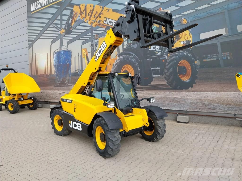 JCB 525-60 Agri Plus Teleskopiskie manipulatori