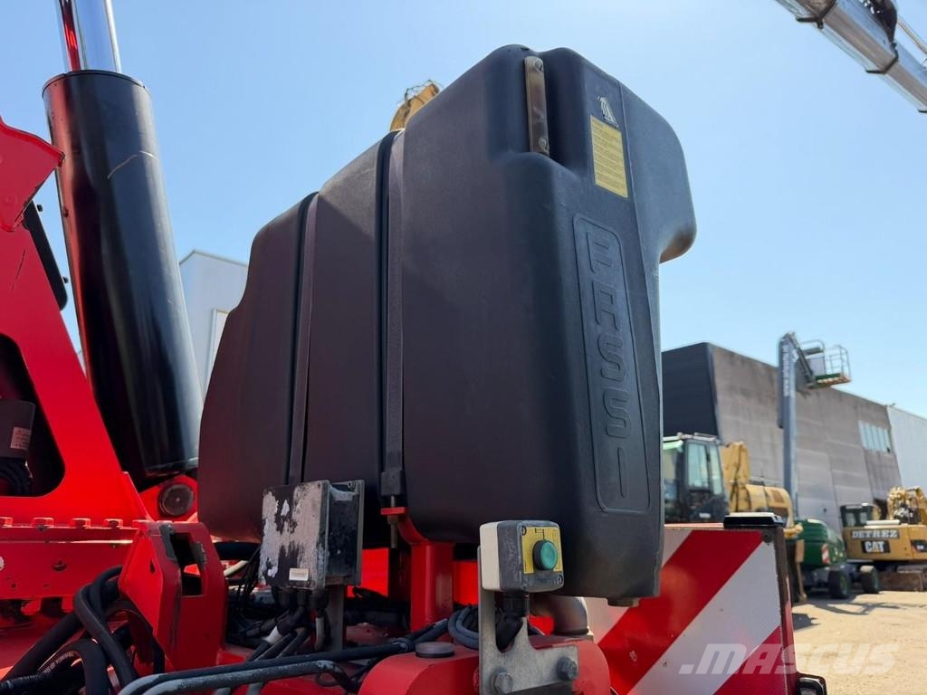 MAN TGS 37.440 8X4 + CRANE FASSI F820 (6x) - *265.000k Kranen voor alle terreinen