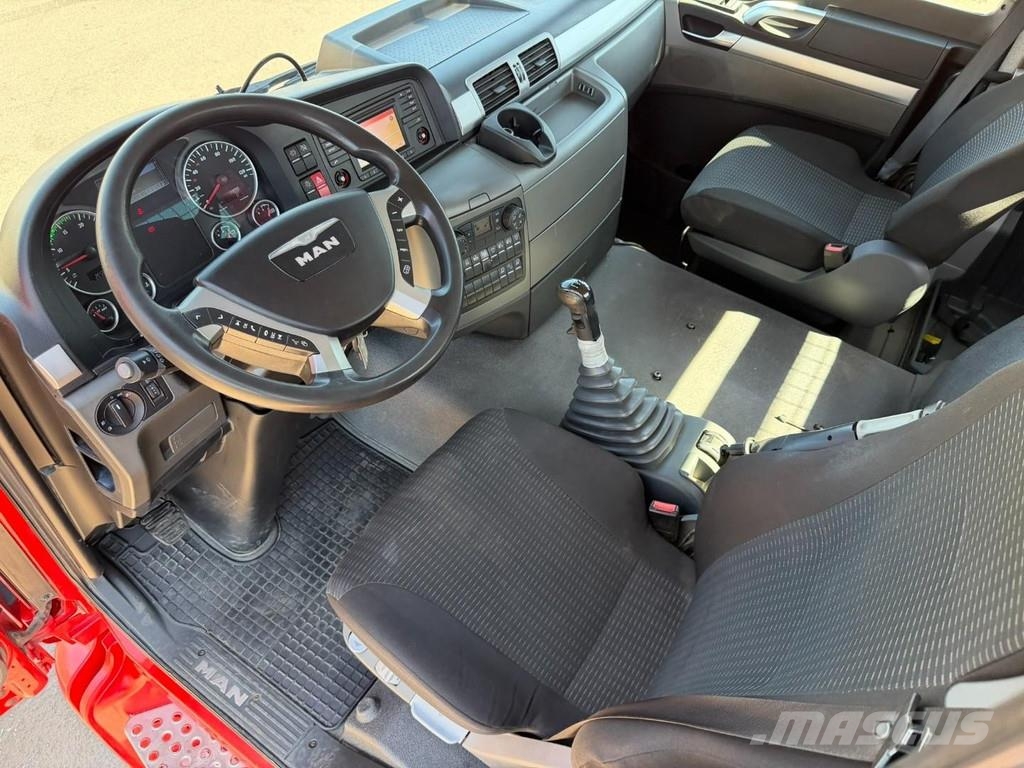 MAN TGS 37.440 8X4 + CRANE FASSI F820 (6x) - *265.000k Kranen voor alle terreinen