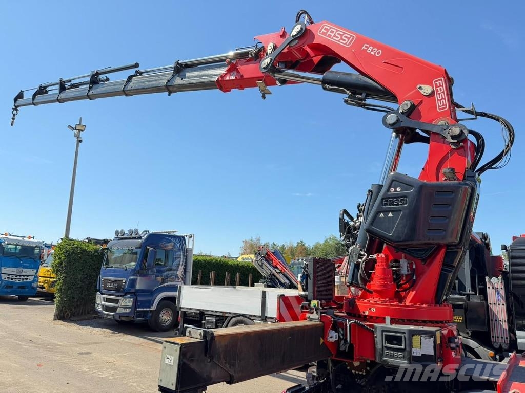 MAN TGS 37.440 8X4 + CRANE FASSI F820 (6x) - *265.000k Kranen voor alle terreinen