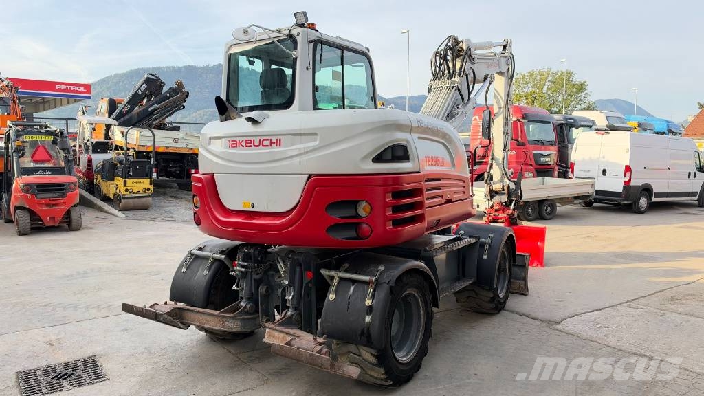 Takeuchi TB295W - ROTOTILT - 2018 YEAR - 9495 HOURS Wielgraafmachines
