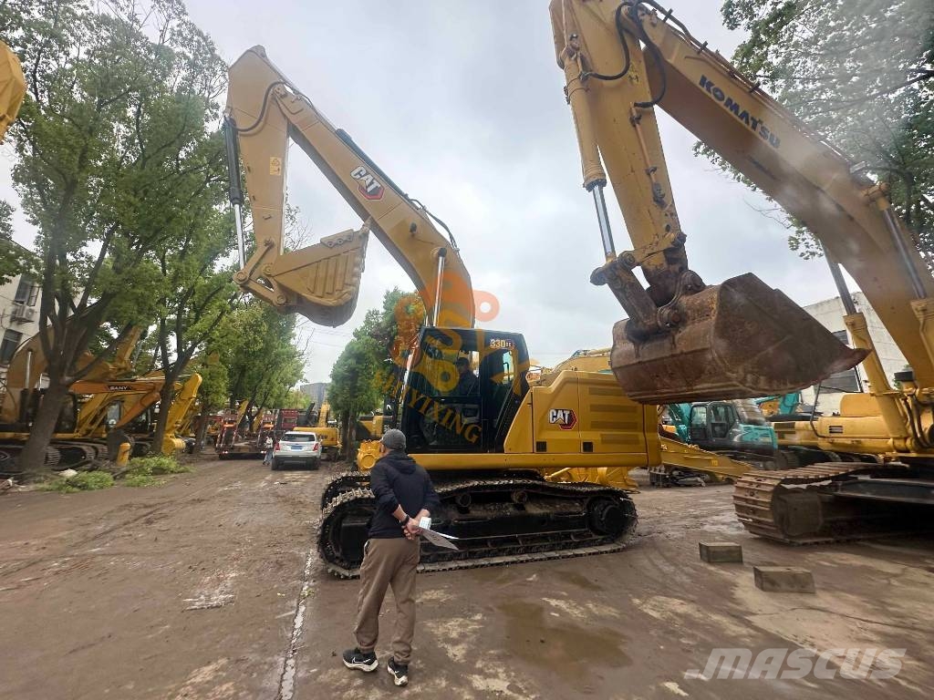 CAT 330 Lánctalpas kotrók