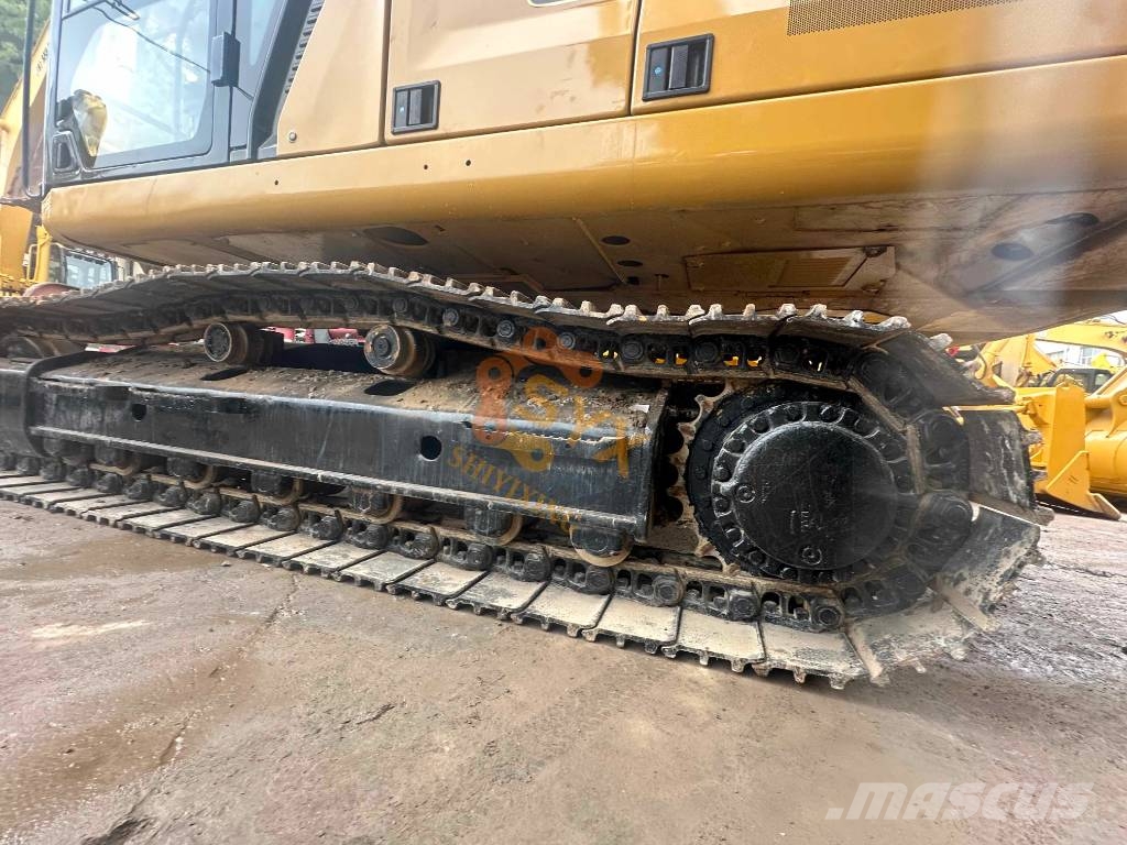 CAT 330 Lánctalpas kotrók