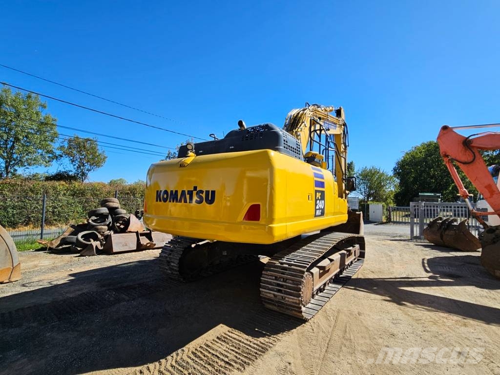 Komatsu PC 240 LC-11 Lánctalpas kotrók