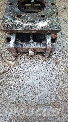 GMT C10 Schnellwechsler-Satz Feller bunchers