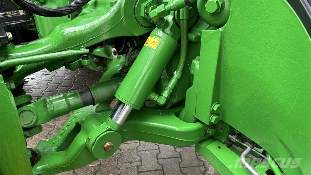 John Deere TRAKTOR 8R370 农业机械-其他
