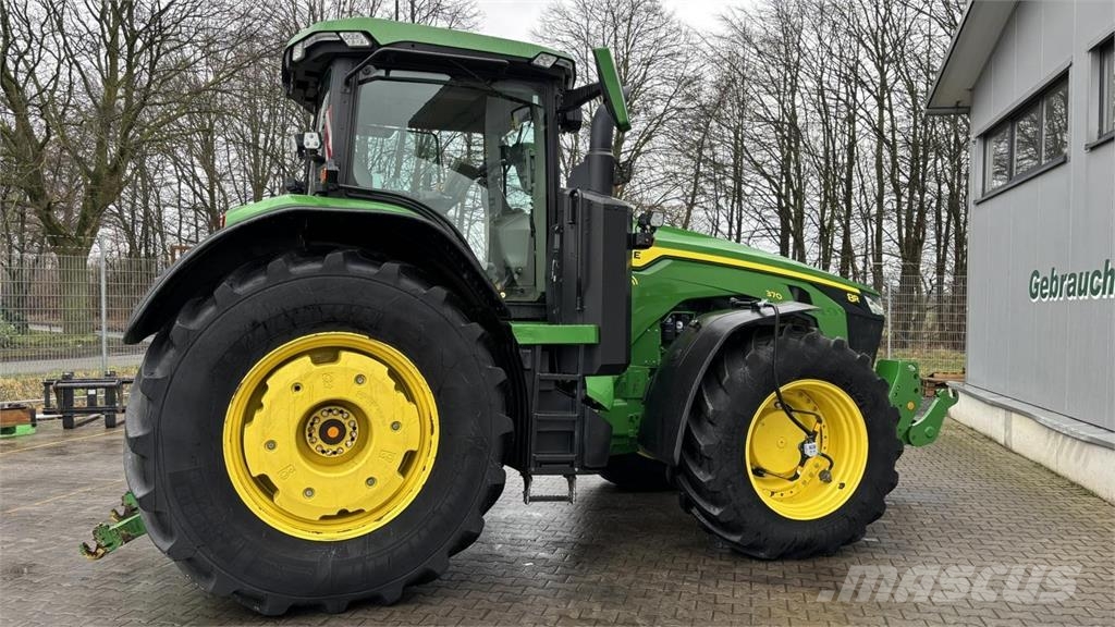 John Deere TRAKTOR 8R370 农业机械-其他
