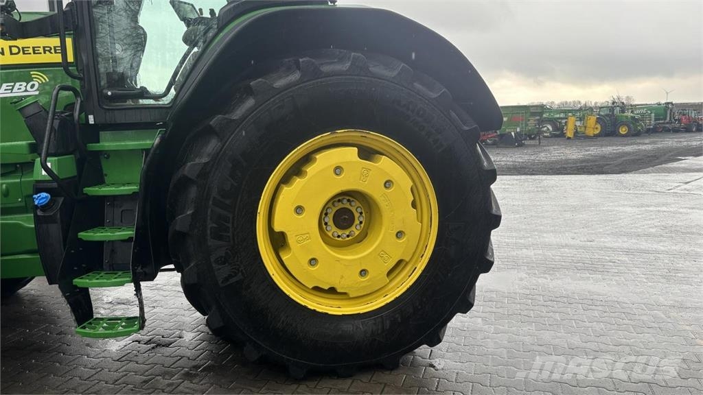 John Deere TRAKTOR 8R370 农业机械-其他