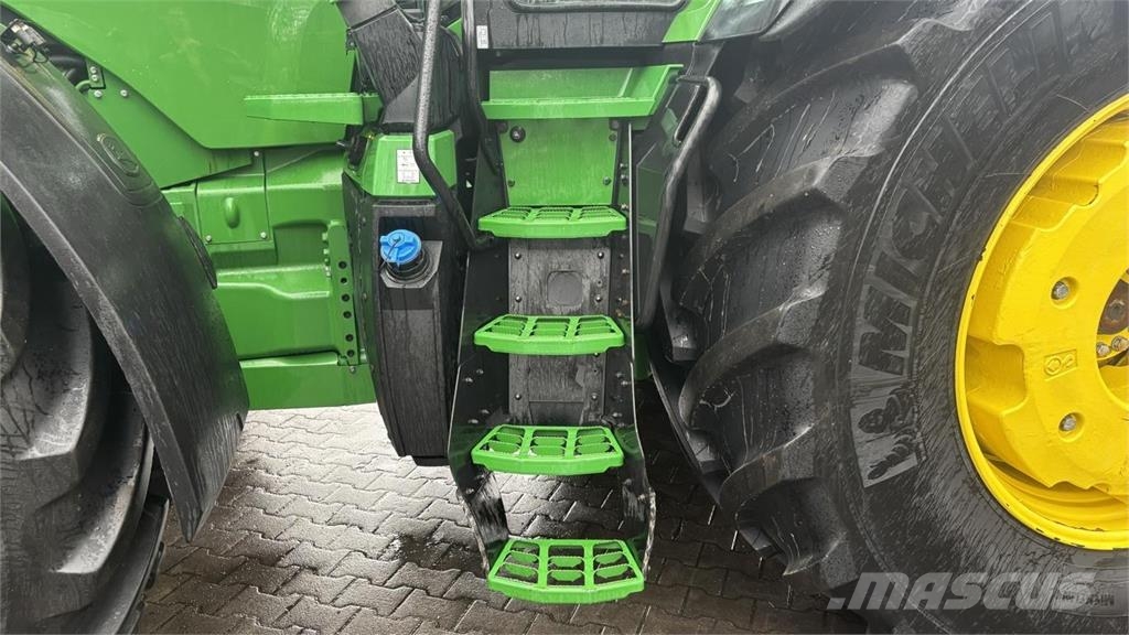 John Deere TRAKTOR 8R370 农业机械-其他
