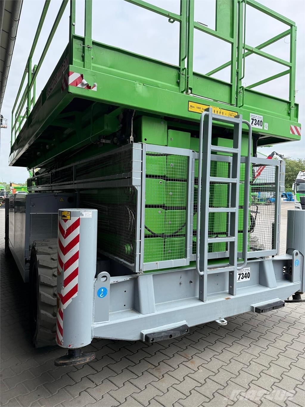 Holland Lift HL 340 D30 4WDSIN シザースリフト