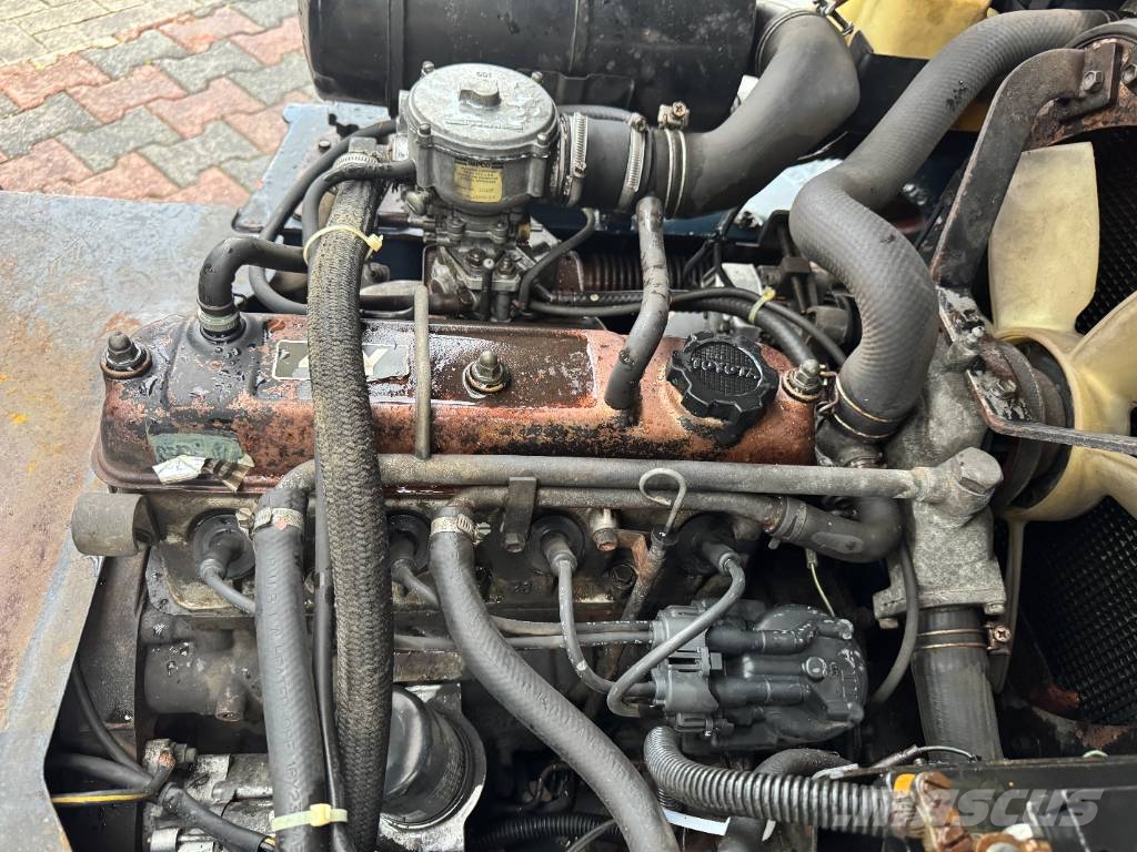 Toyota 5 FGF 15 /42/ V-4152 OB LPG (dujiniai) krautuvai