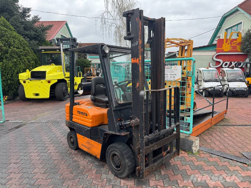 Toyota 5 FGF 15 /42/ V-4152 OB LPG (dujiniai) krautuvai