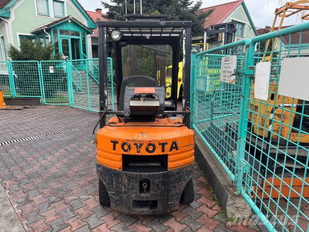 Toyota 5 FGF 15 /42/ V-4152 OB LPG (dujiniai) krautuvai