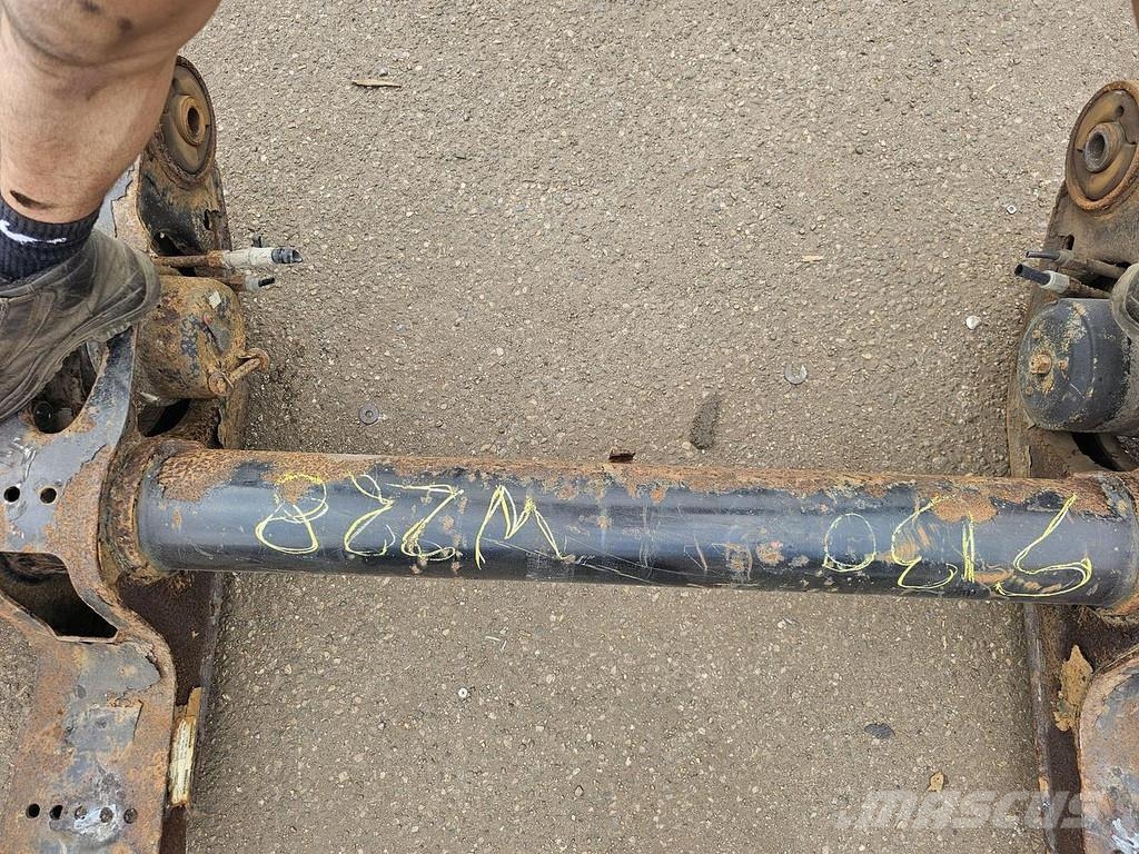 SAF B19-22K01 TRAILER AXLE DISC محور العجلة