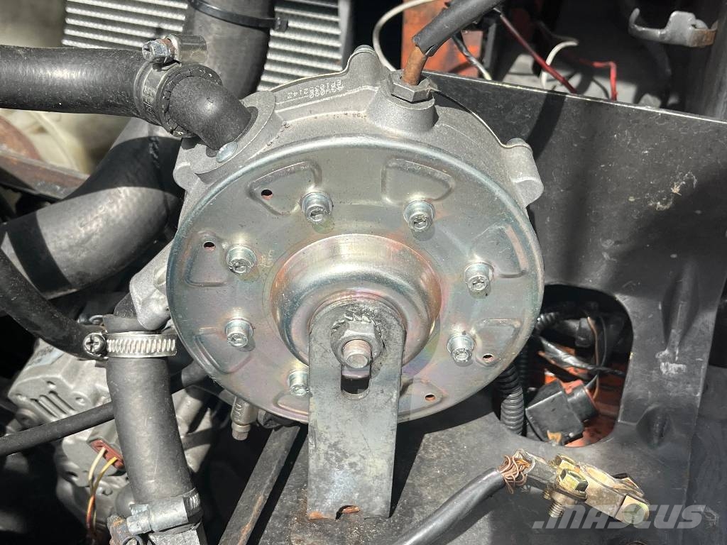 Nissan U02A-25 V-4291 IO Газовые погрузчики