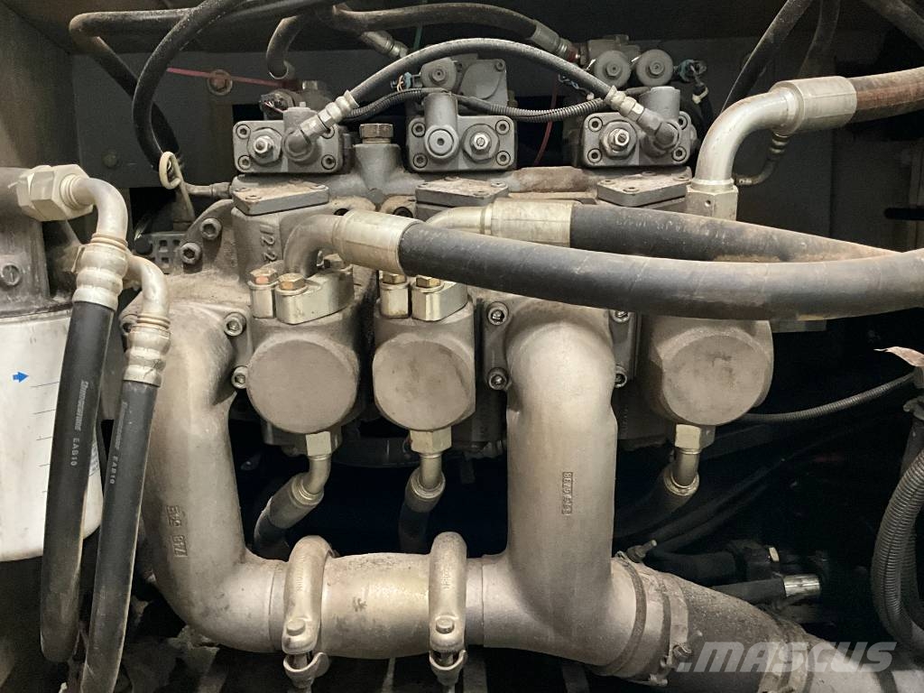 Hitachi ZX 210 LC-5B Raupenbagger