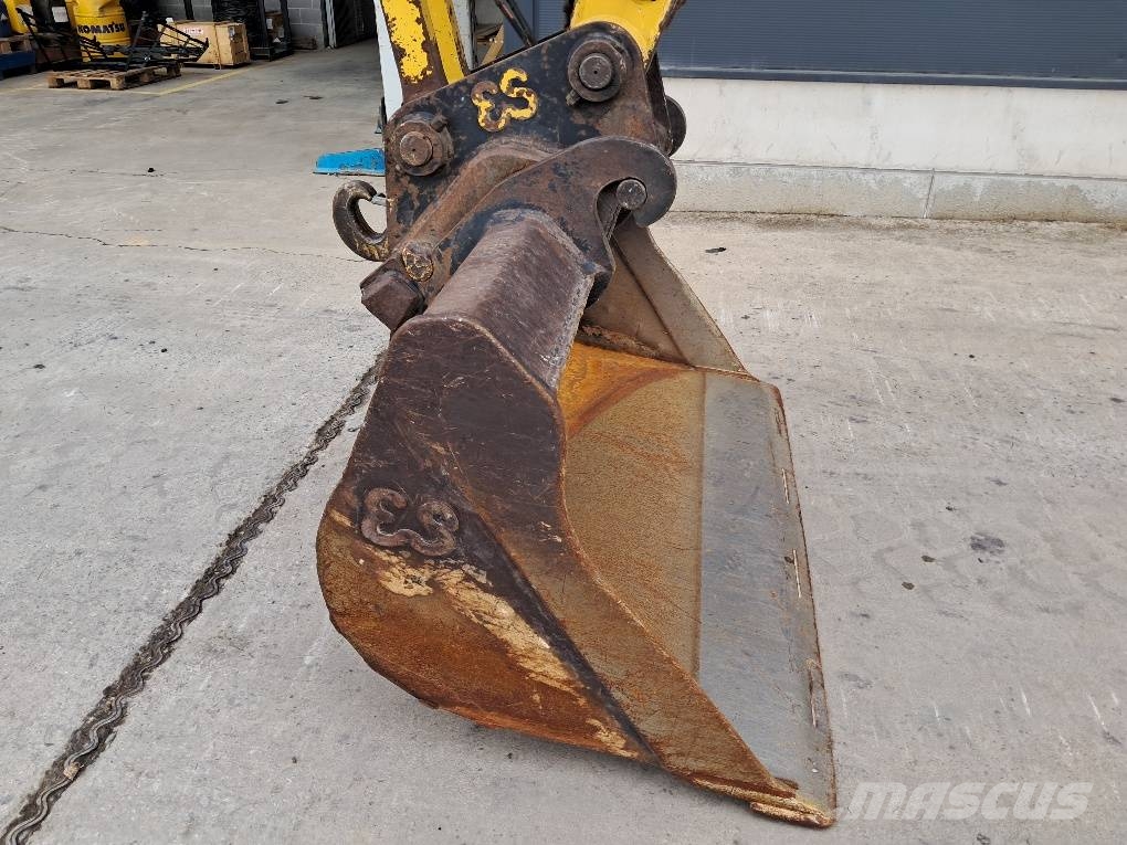 Komatsu PC170LC-11 履带挖掘机