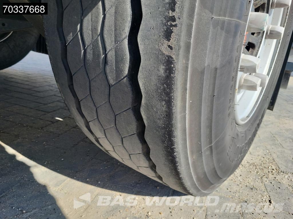 Lecitrailer 3E20 Rolltor Liftachse SAF Semirimorchi a cassone chiuso