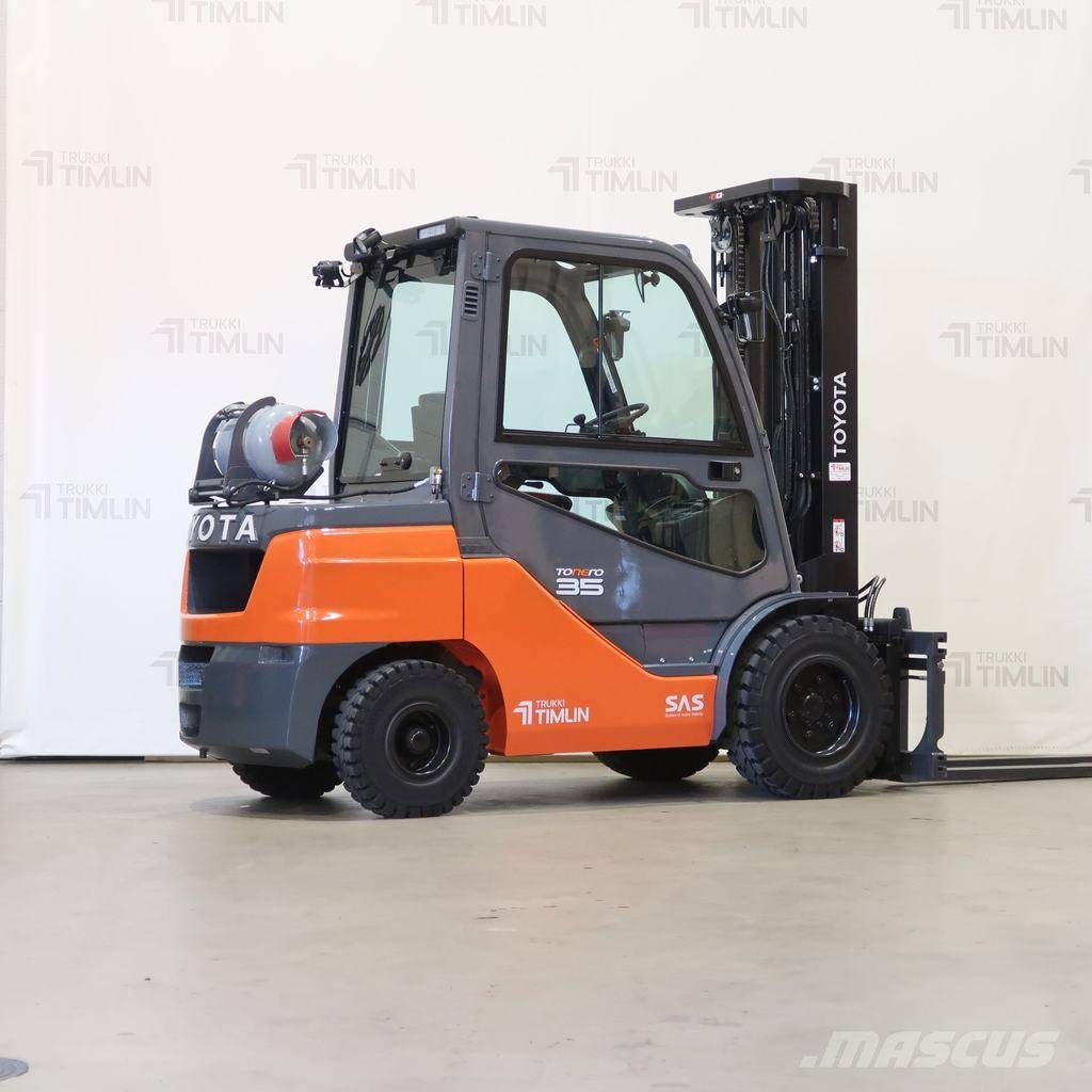 Toyota 02-8FGJF35 Propan trucker