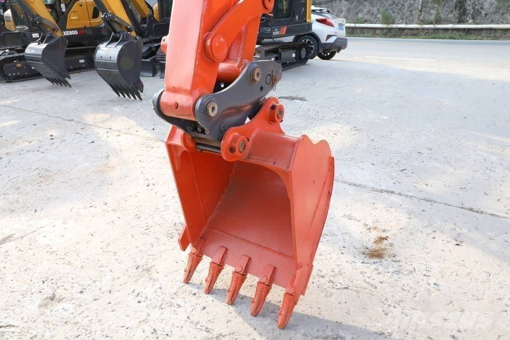 Hitachi ZX 60 Bageri gusjeničari