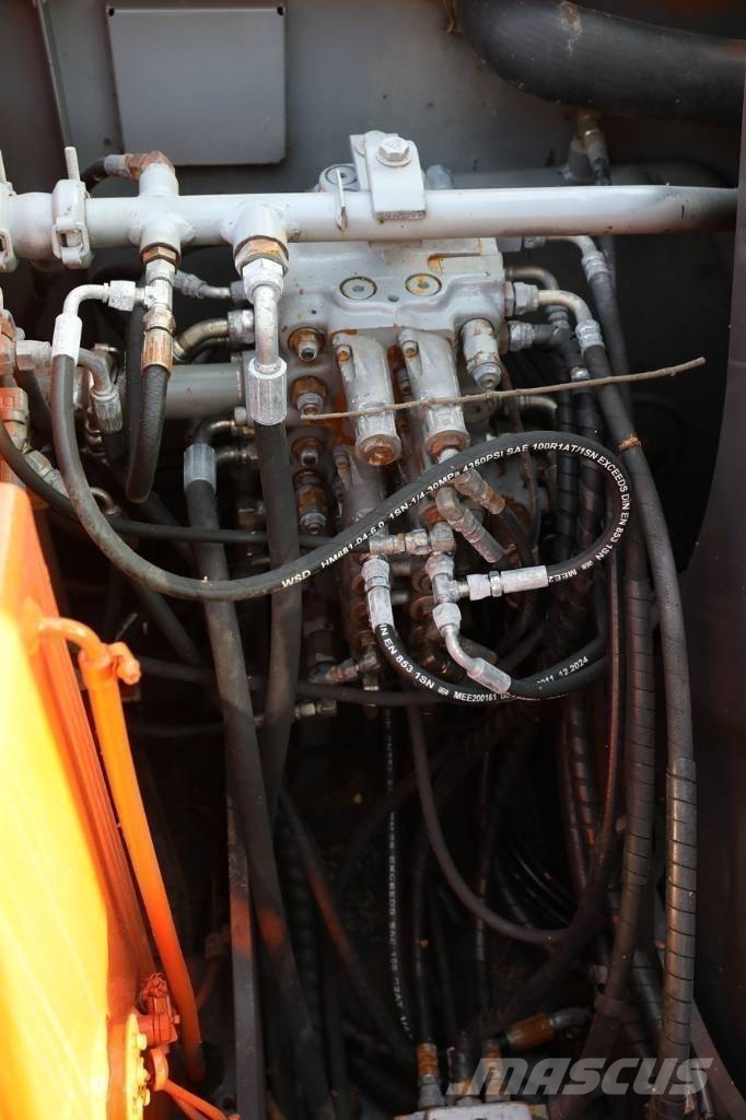 Hitachi ZX 60 Bageri gusjeničari
