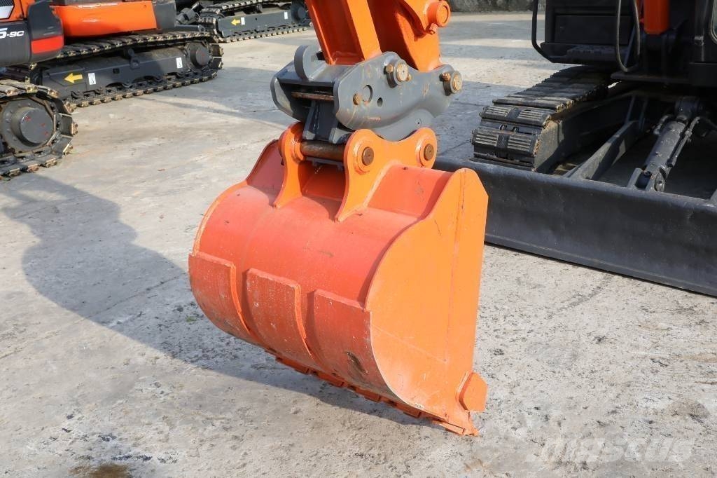 Hitachi ZX 60 Bageri gusjeničari