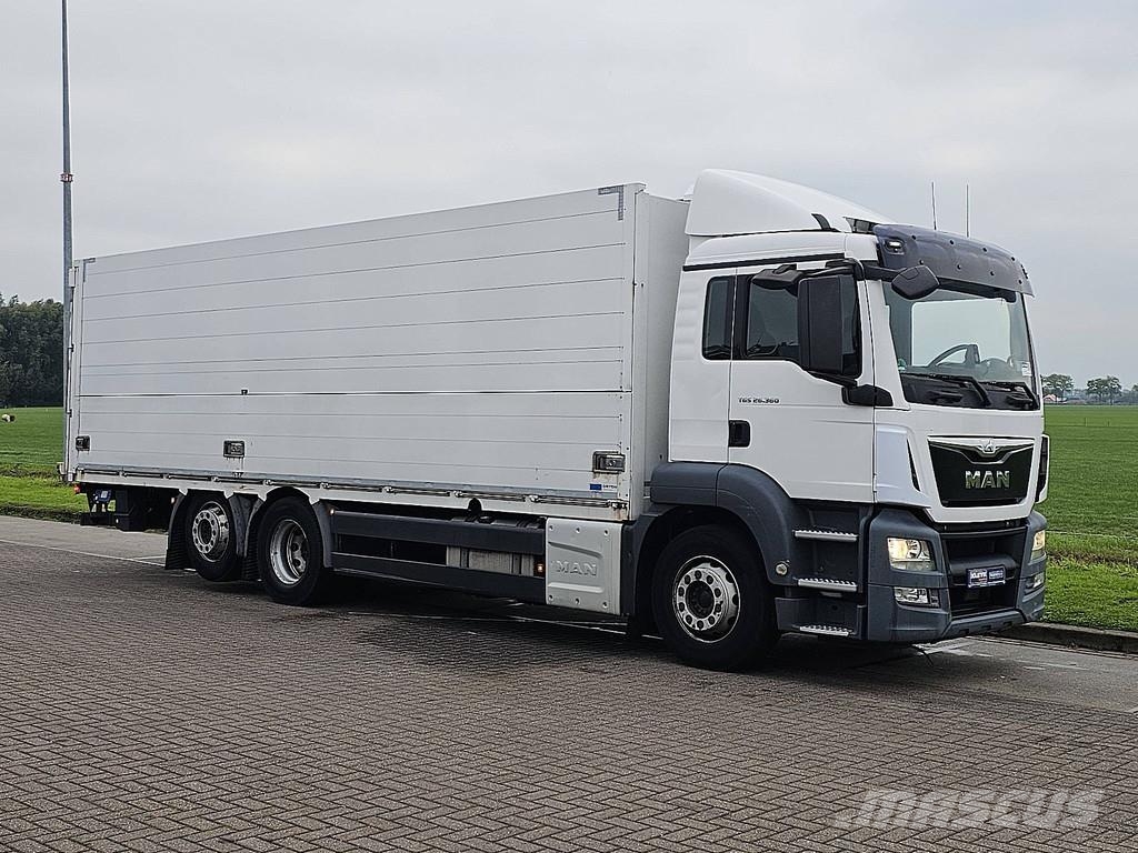 MAN 26.360 TGS 2 TONS TAILLIFT LAST AXLE STEERING 6X2- Furgons