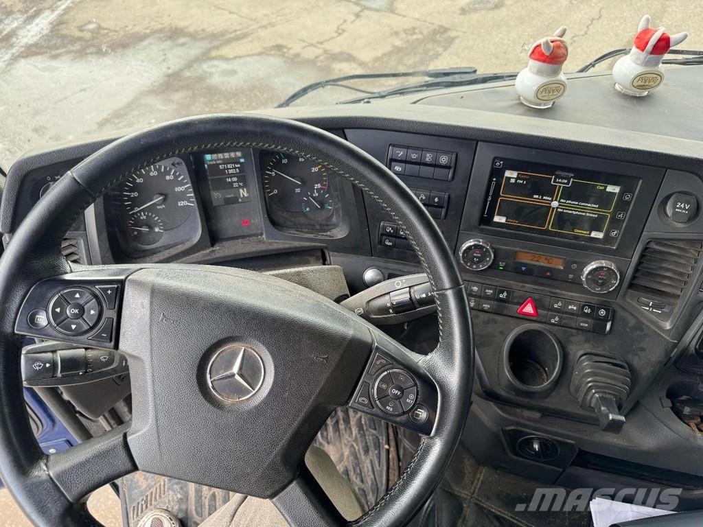 Mercedes-Benz Arocs 3251 8X4 EURO 6 + HMF 2620K-RC + REMOTE CONT Camiones elevadores de gancho