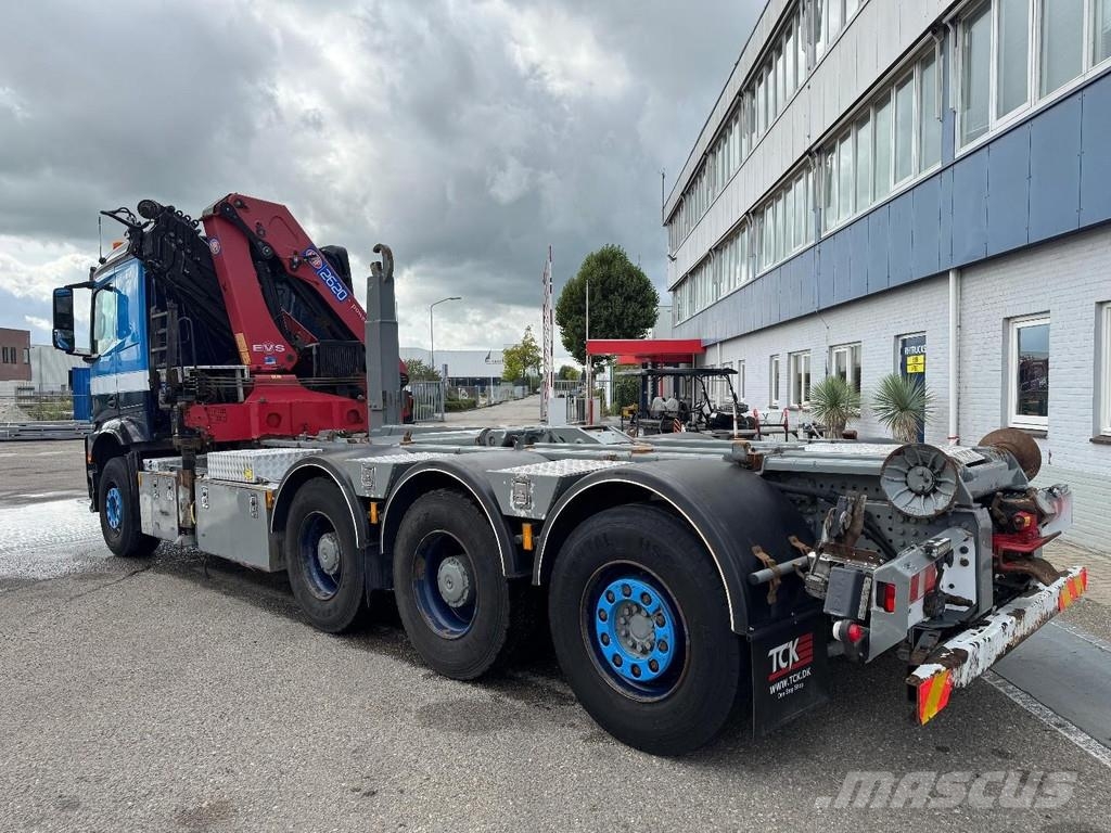 Mercedes-Benz Arocs 3251 8X4 EURO 6 + HMF 2620K-RC + REMOTE CONT Camiones elevadores de gancho