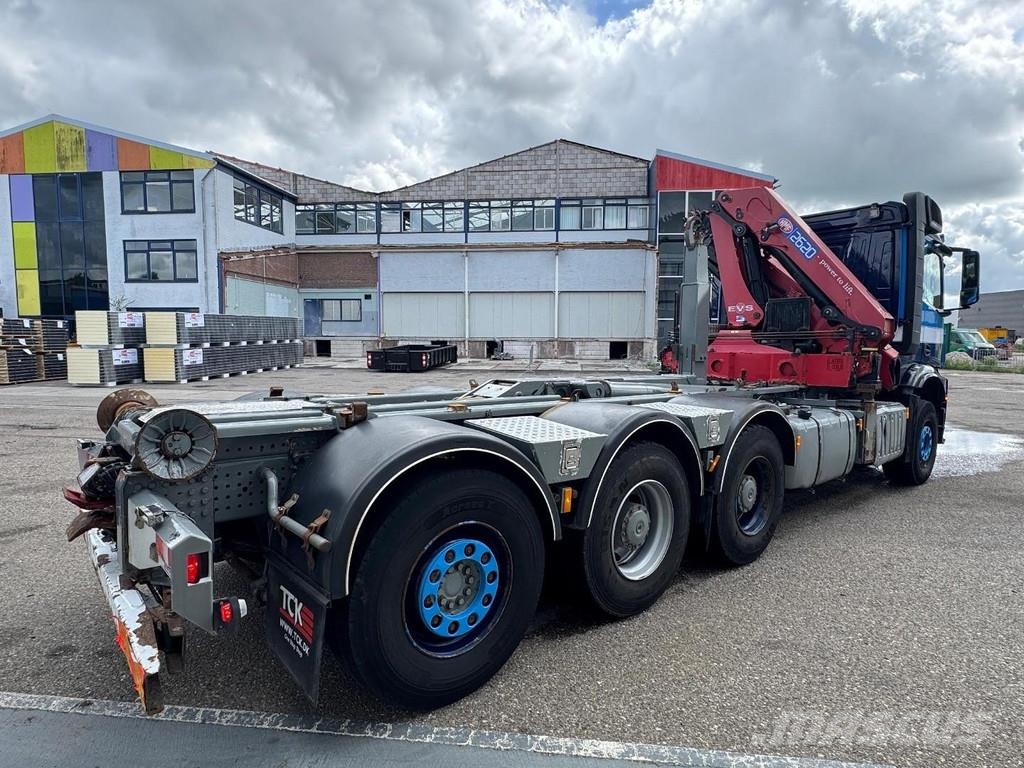 Mercedes-Benz Arocs 3251 8X4 EURO 6 + HMF 2620K-RC + REMOTE CONT Camiones elevadores de gancho