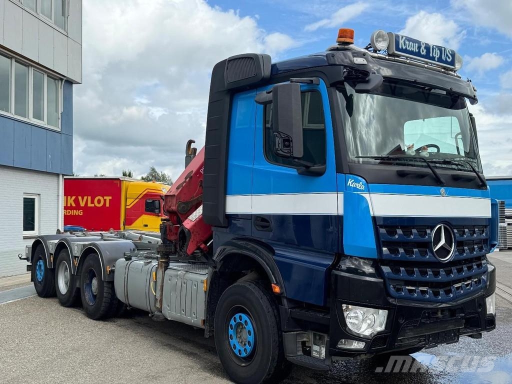 Mercedes-Benz Arocs 3251 8X4 EURO 6 + HMF 2620K-RC + REMOTE CONT Camiones elevadores de gancho