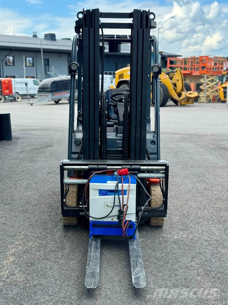 Toyota 8FBEKT18T Electric forklifts